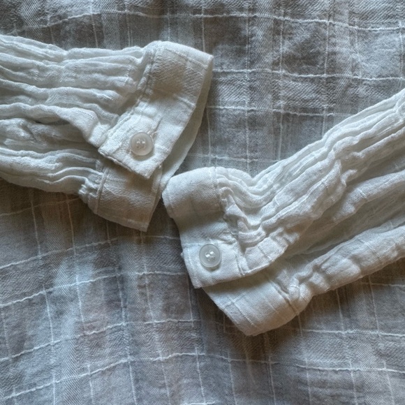 Zara Women's White Ruffled Detail Long Sleeve Top - Picture 5 of 5